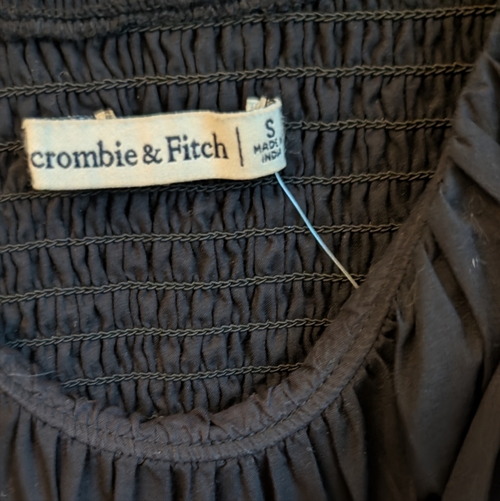 New Abercrombie And‎ Fitch Black Puff Sleeve Mini Dress Size S Dark Cottagecore - Picture 4 of 6